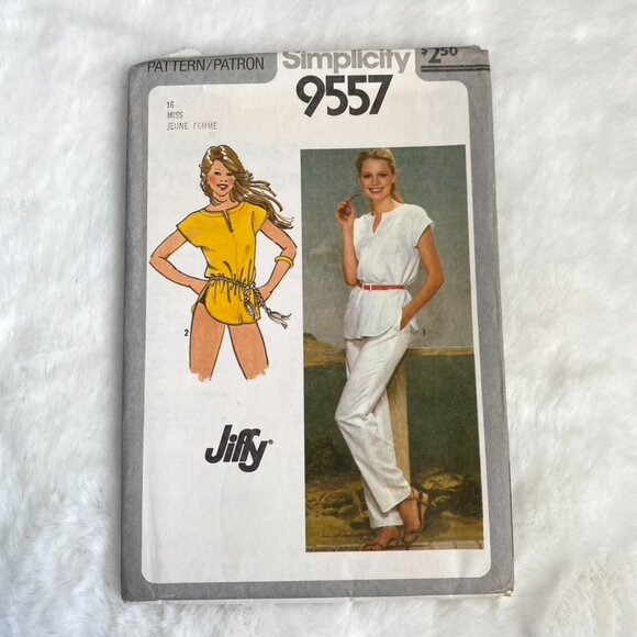 3 Simplicity Sewing Patterns - Picture 4 of 7